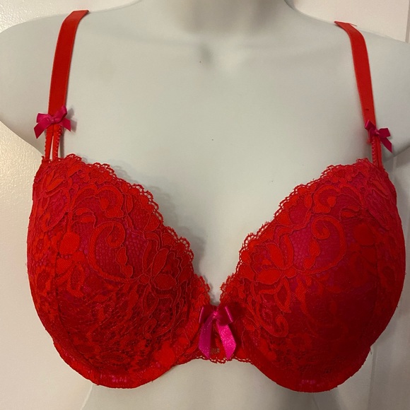 NEW La SENZA Molded Cup Bra Red 38C Pretty